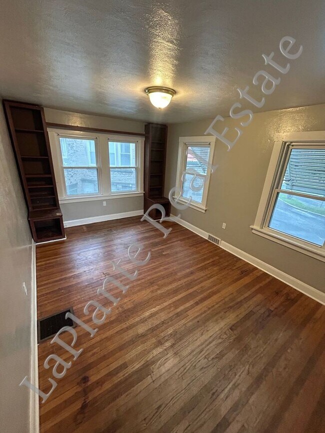 Building Photo - Beautiful 4 Bedroom Home for Rent