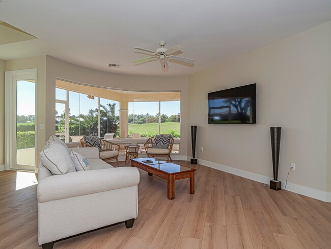 Building Photo - 4791 S Newport Island Dr