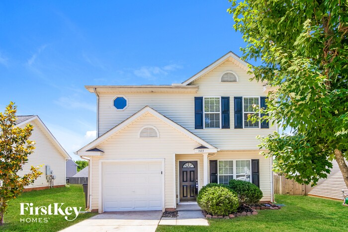 Primary Photo - 1423 Peach Park Ln