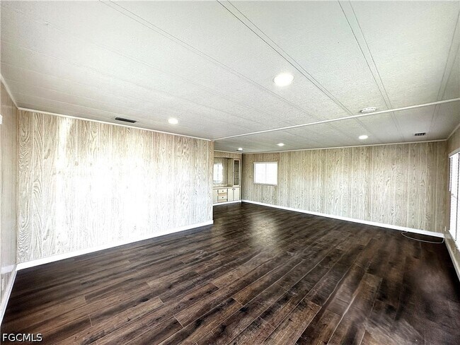 Building Photo - 16004 Tangelo Way