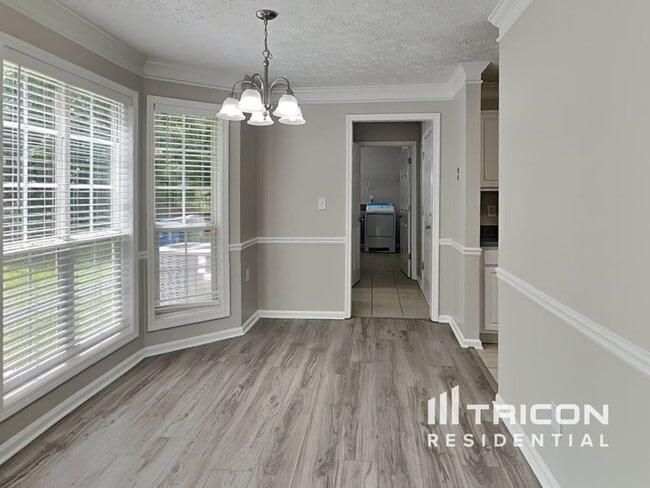 Building Photo - 3927 Brandon Lee Way
