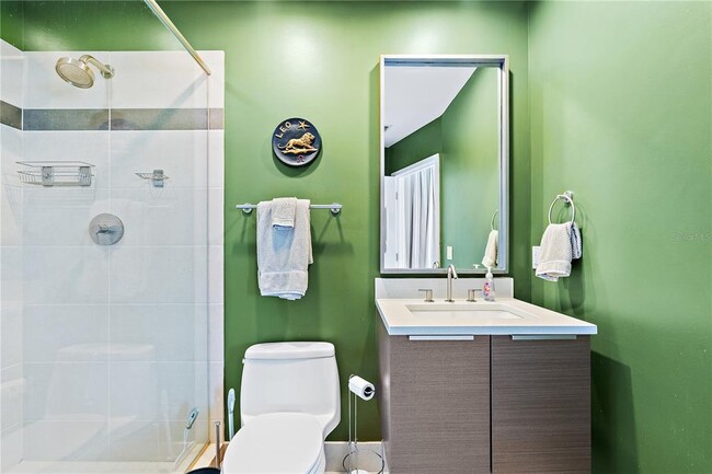 Building Photo - 175 1st St S