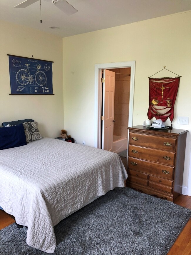 Building Photo - 3461 Holmead Pl NW