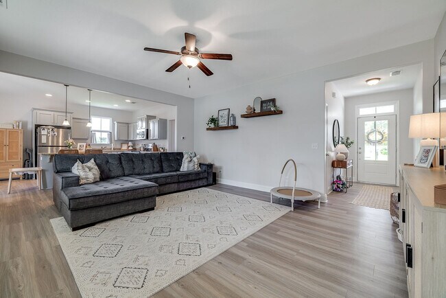 Building Photo - 106 Cobbleton Dr