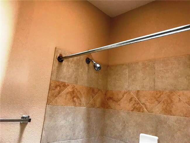 Building Photo - 6405 Salas Ln