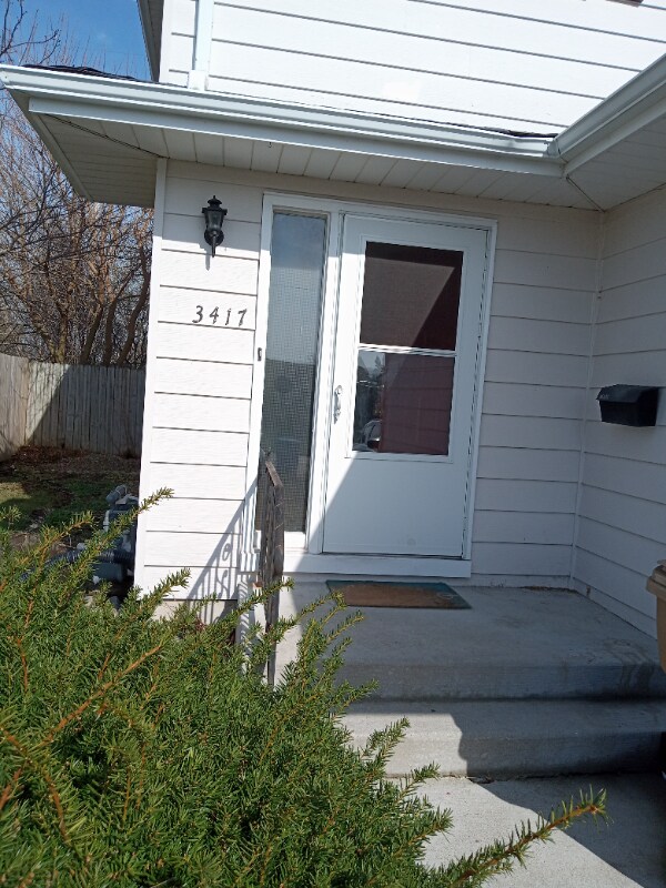 Building Photo - 3417 28th Ave