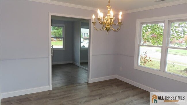 Building Photo - 1 Sturbridge Dr