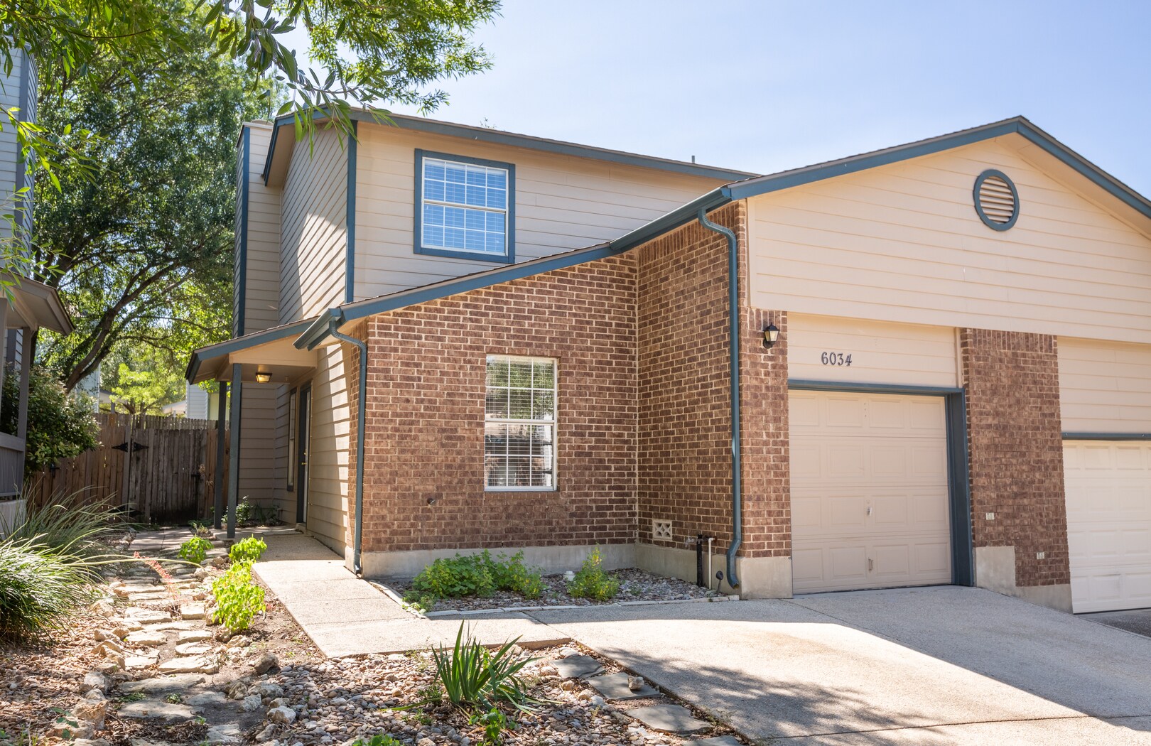 Building Photo - 6034 Gaelic