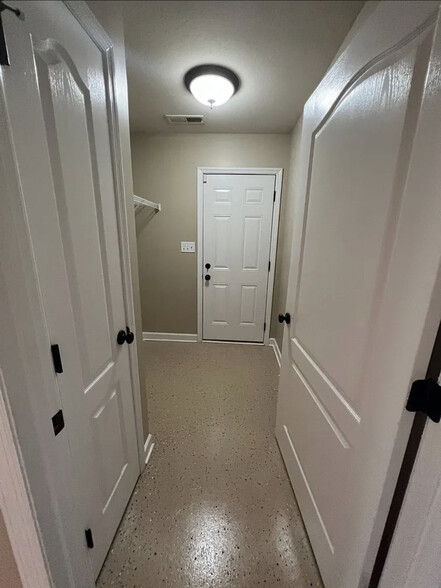 Building Photo - 12030 Pulaski Pike