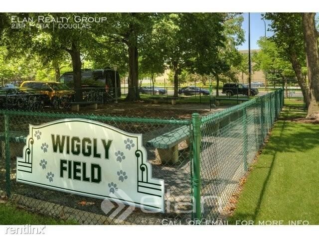 Building Photo - 3001 S KING Dr