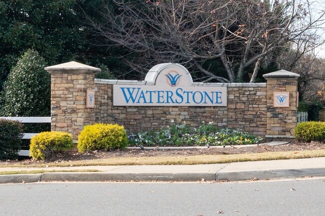 Building Photo - A Cozy 2bedroom Town home in Fort Mill