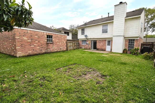 Building Photo - 3331 Oak Branch Ln