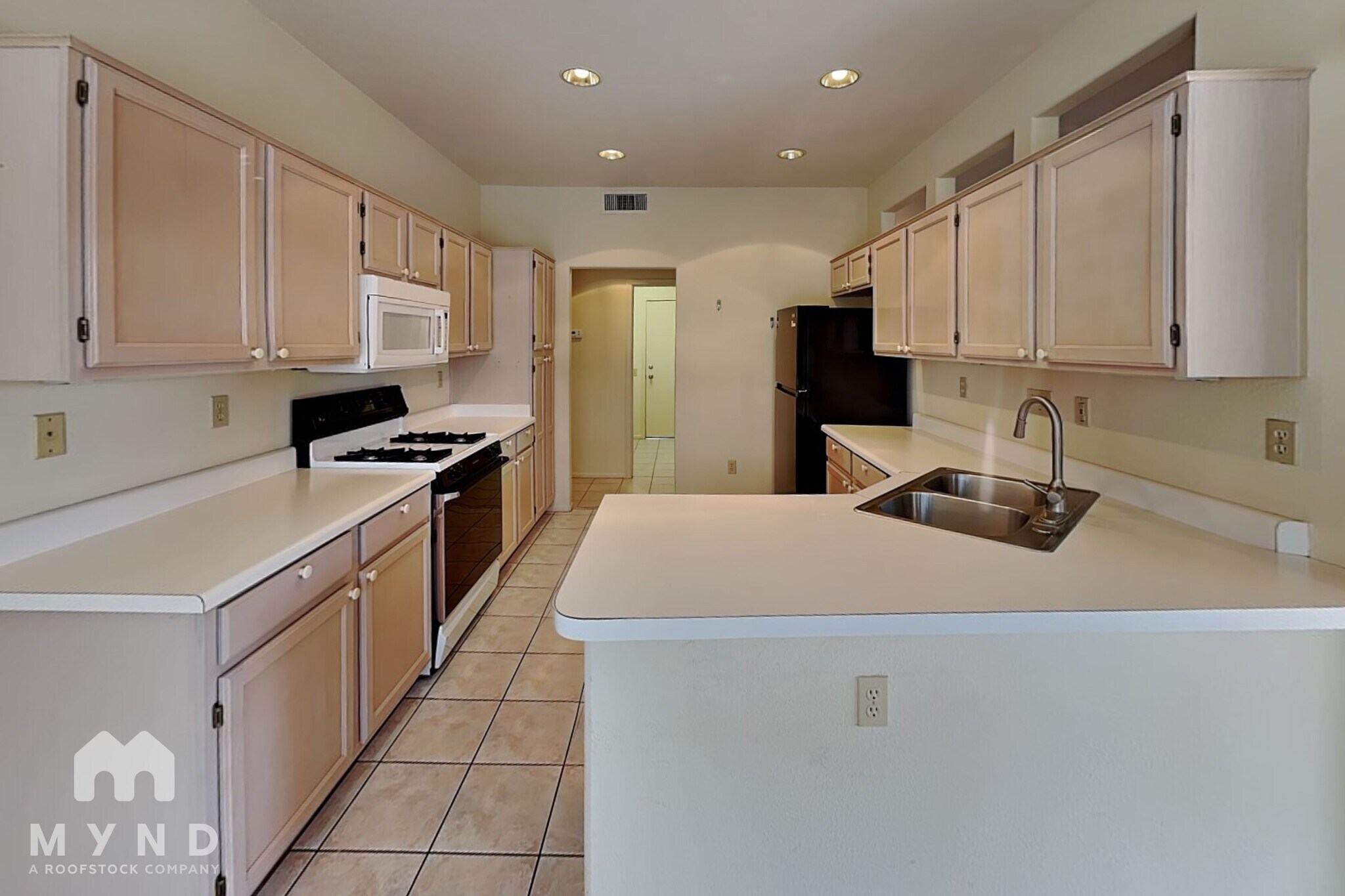 Building Photo - 16181 W Heritage Dr