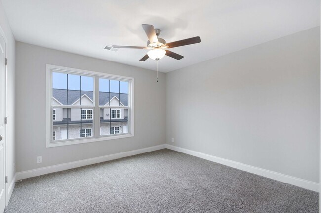 Building Photo - Pro Park Villages # 105