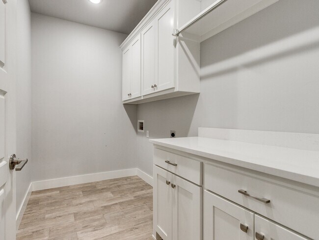 Building Photo - 14525 Rochefort Ln