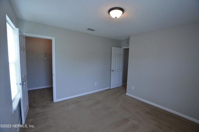 Building Photo - 4530 Oak Moss Loop