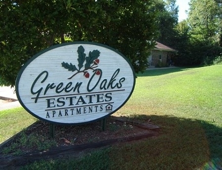 Primary Photo - Green Oaks Estates