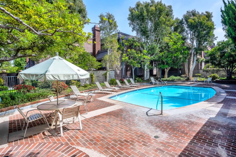 Building Photo - 4425 Alla Rd