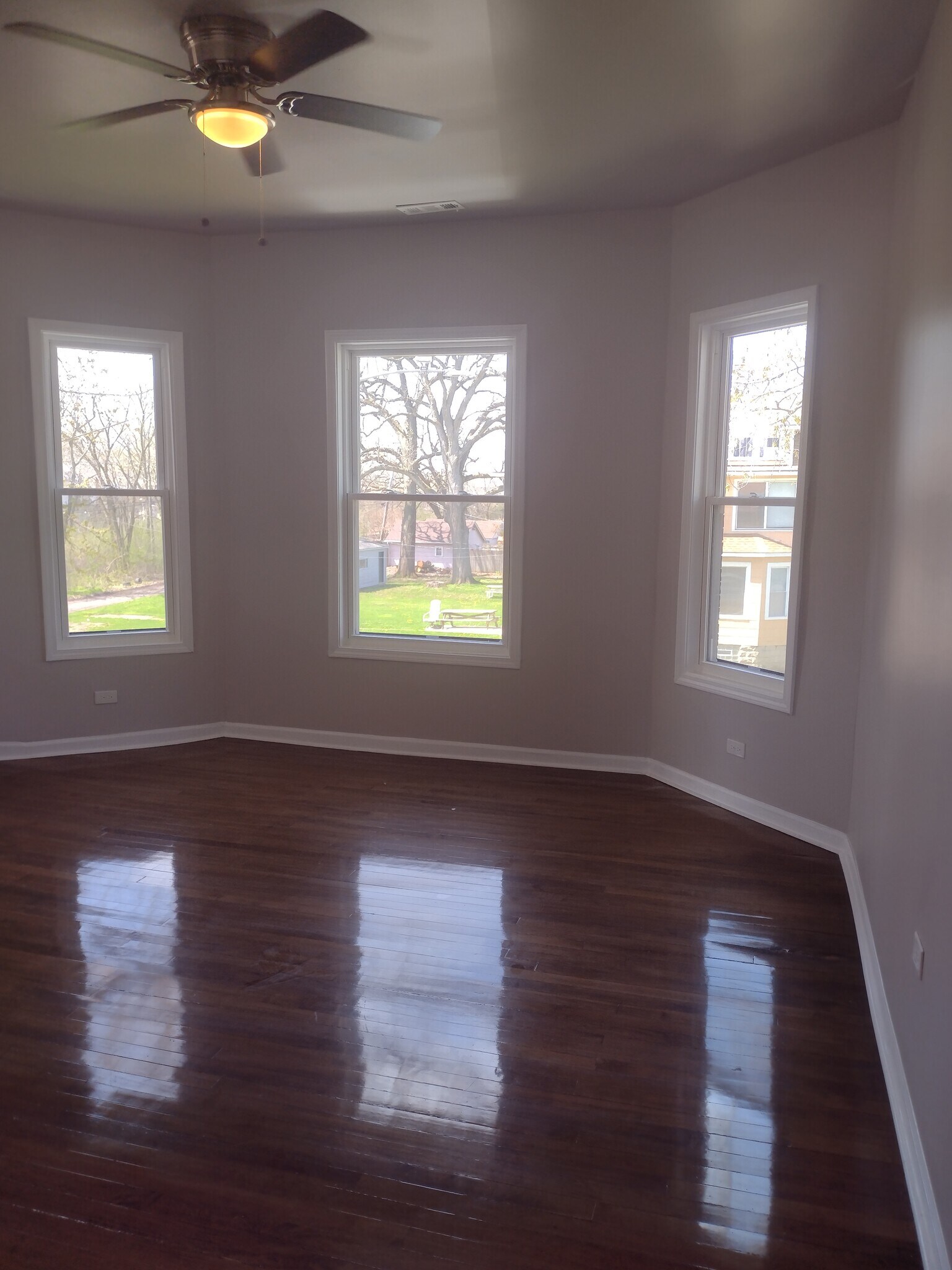 Building Photo - 48 W 21st St