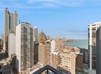 Building Photo - 253 E Delaware Pl