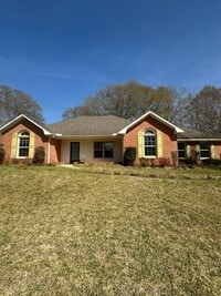 Building Photo - Valley Stream Subdivision!!