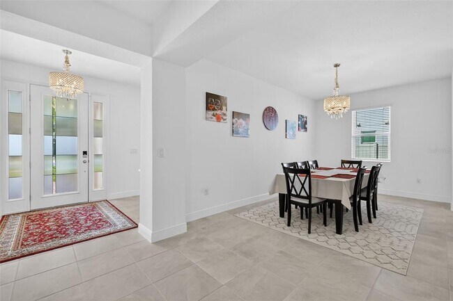 Building Photo - 6070 Sierra Crown St