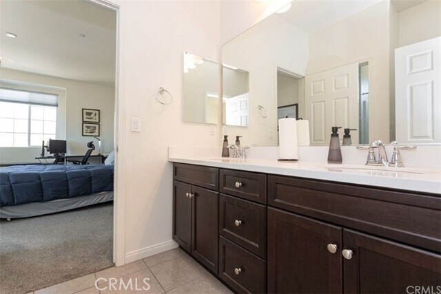 Building Photo - 24125 Montecito Dr