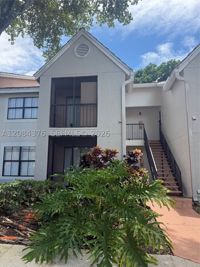 Building Photo - 15680 SW 106th Ln