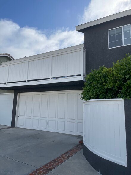Two car Garage with extra storage space - 2220 Curtis Ave