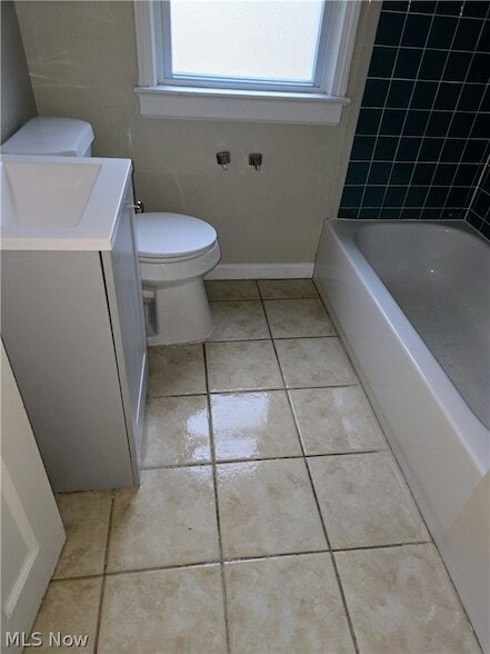 Building Photo - 2450 Greenvale Rd