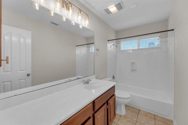 Building Photo - 3929 Vallarta Ln