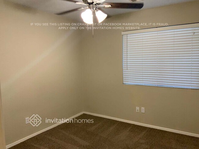 Building Photo - 866 E Mohave Ln