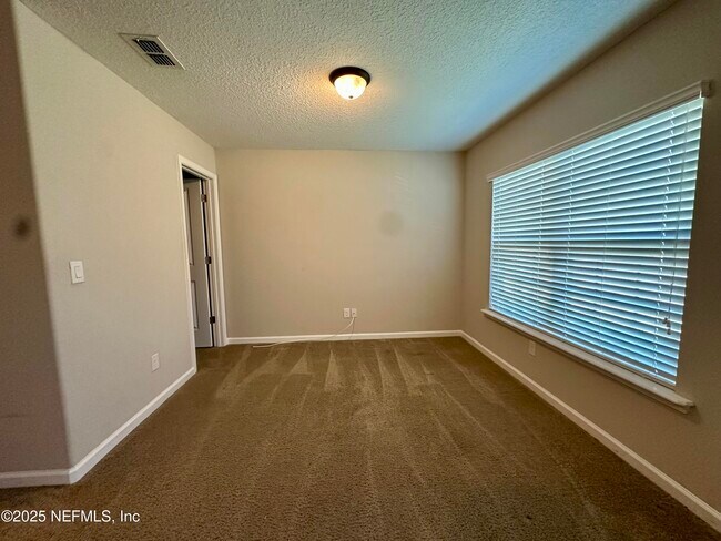 Building Photo - 159 Woodcross Dr