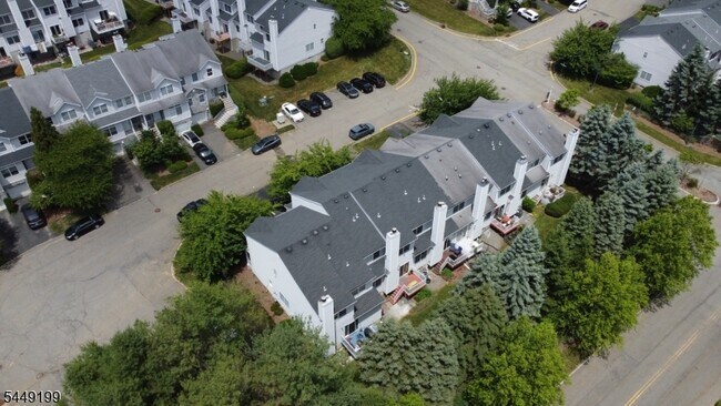 Building Photo - 11 Wiley Ct