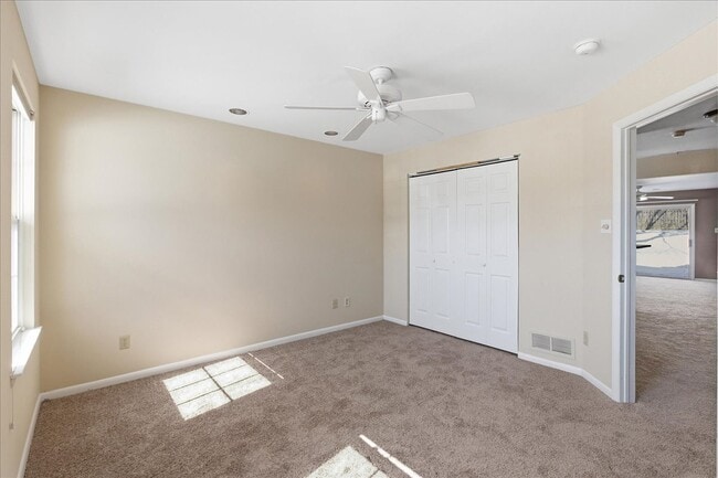 Building Photo - 29 Foxglove Dr