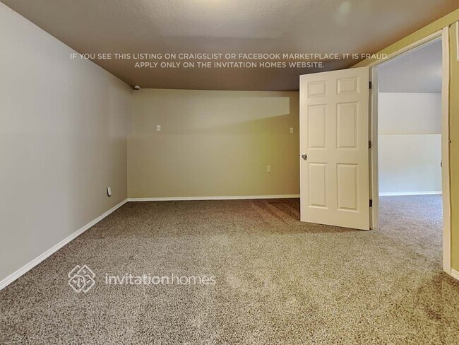 Building Photo - 926 S Magnolia Ln