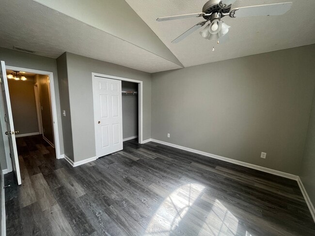 Building Photo - South Lafayette Modern and Spacious 4 Bed/...