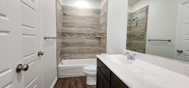 Building Photo - Act fast!  Don't let this opportunity slip by. Contact us today to schedule your showing!