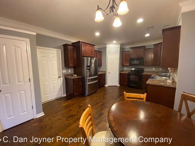 Building Photo - 3 br, 2.5 bath House - 312 Engelmann Lane