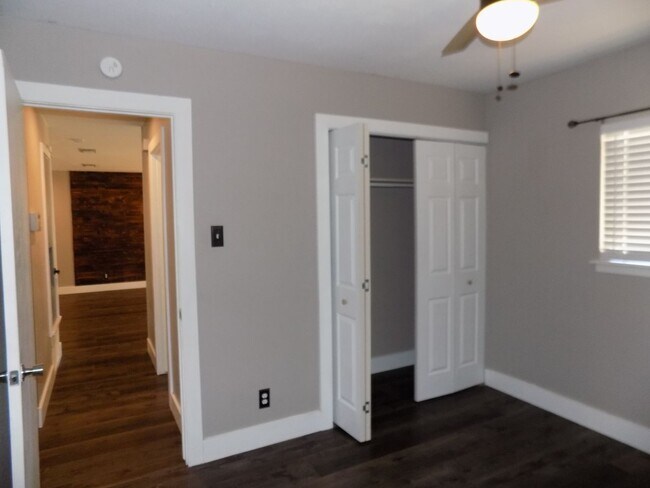 Building Photo - 14139 Swallow Dr