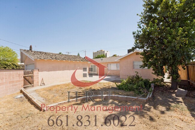 Building Photo - SW Bakersfield 3 bed/2bath