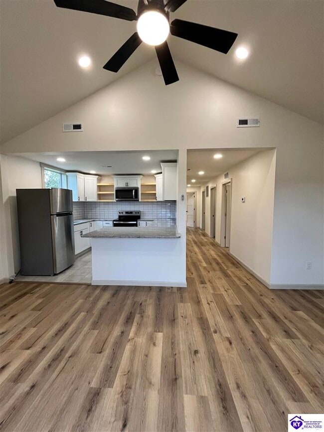 Building Photo - 1003 W Vine St