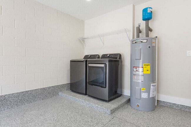 Building Photo - 12 Lloret Pl