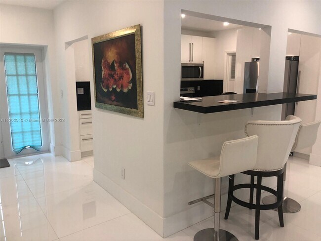 Building Photo - 201 186th St