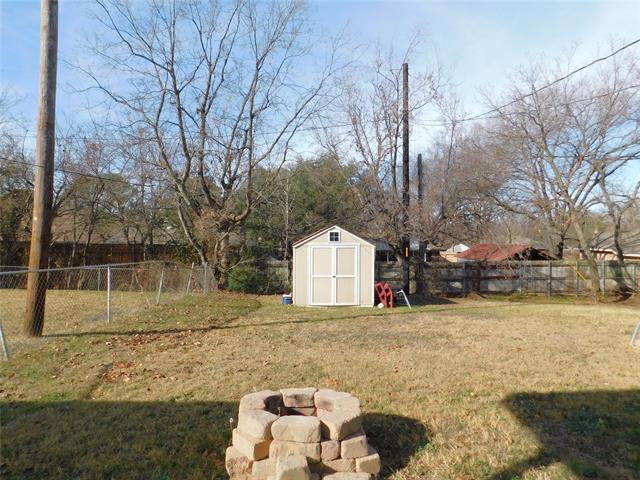 Building Photo - 2214 Bernard St