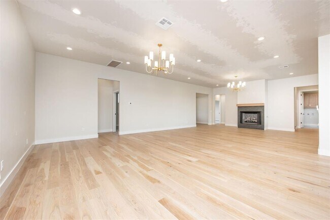 Building Photo - 2920 Edgefield Ln