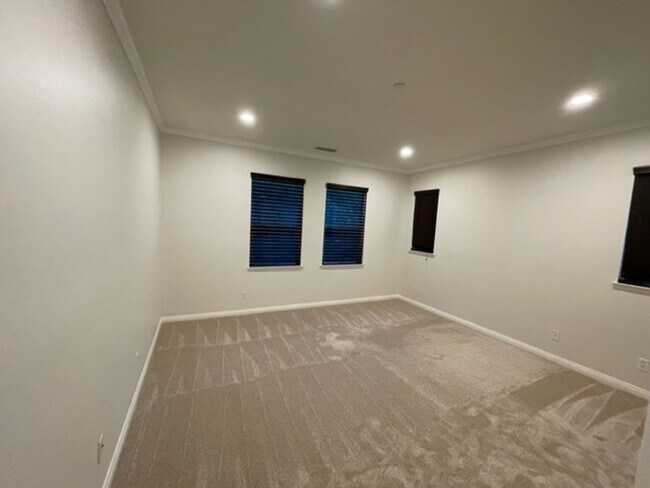 Building Photo - Beautiful single level home in Turtle Ridg...