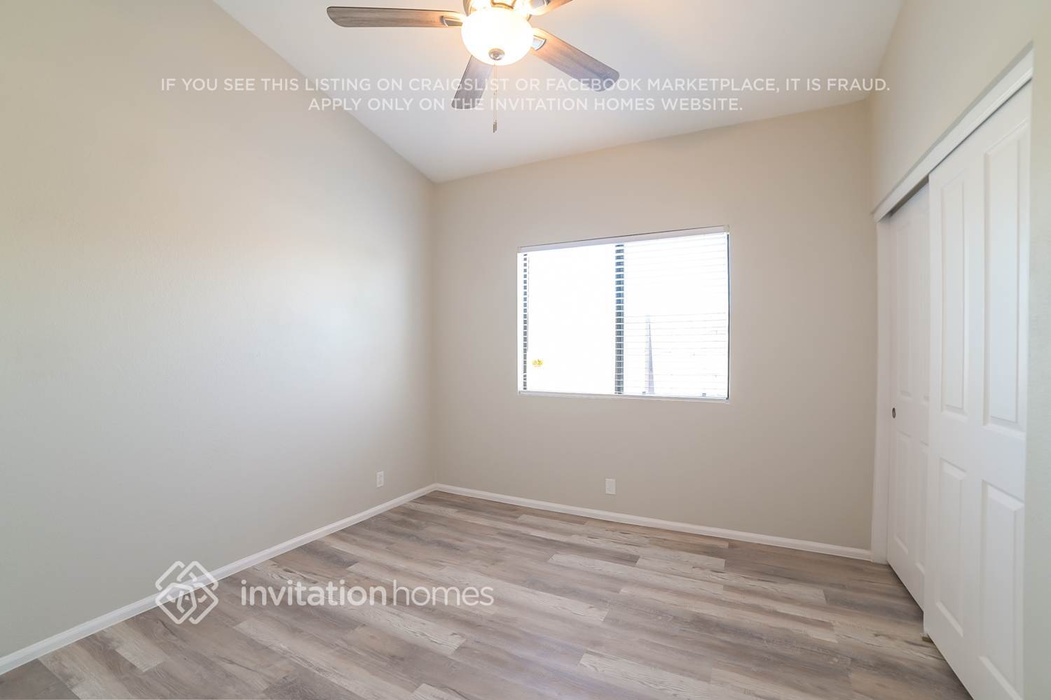 Building Photo - 20448 N 40th Ave