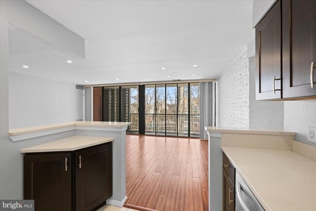 Building Photo - 4 S Van Dorn St