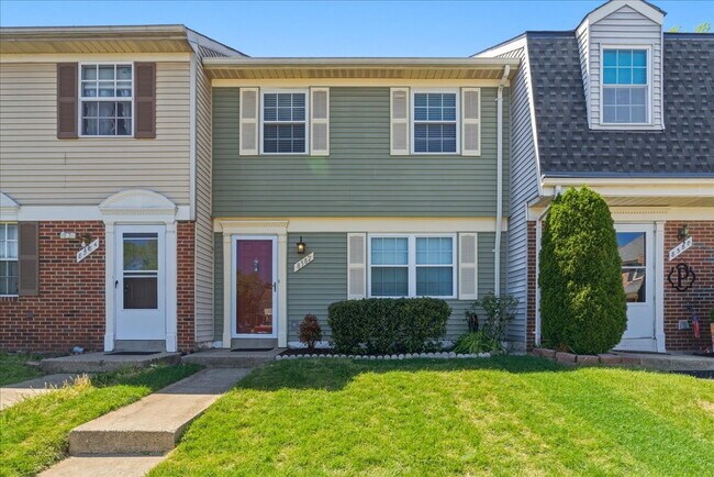 Building Photo - Comfortable Single-Family Home with Functional Layout and Outdoor Space